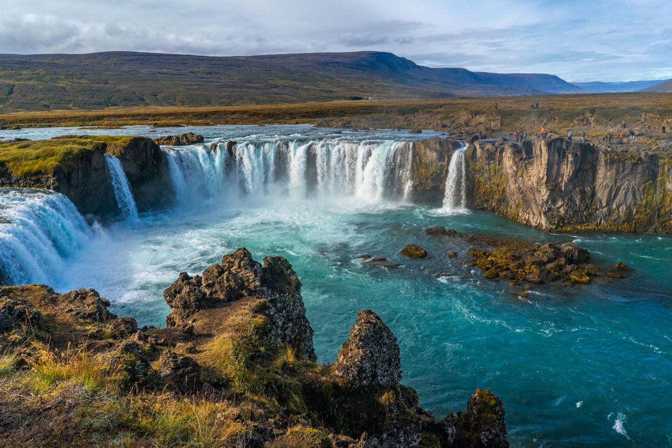 Cascade de Godafoss en Islande, site naturel protege concerne par les restrictions de vol de drone