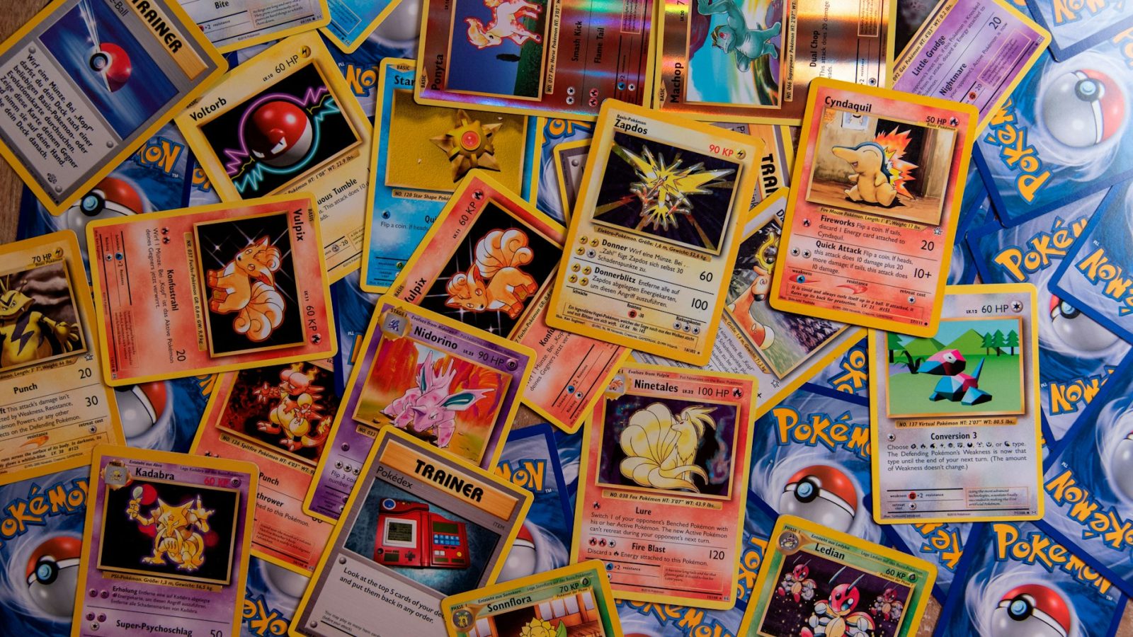 Gradation carte Pokémon : examiner et photographier sa carte
