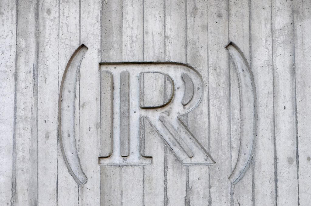 Tête de rubrique pour images : rôle et usage