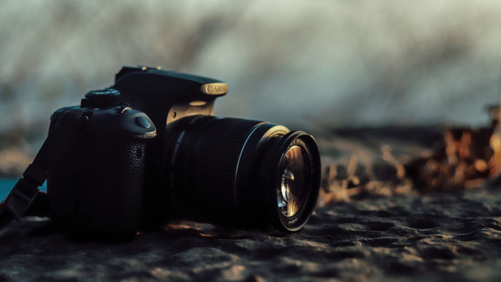 Un objectif pancake de 57 g : le secret d&rsquo;une photographie de voyage réussie
